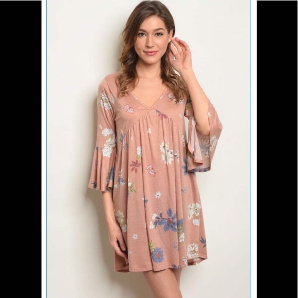 NWT! Blush Pink & Floral Print Bell Sleeve Dress - Picture 2 of 7